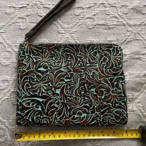 Patricia Nash Wristlet